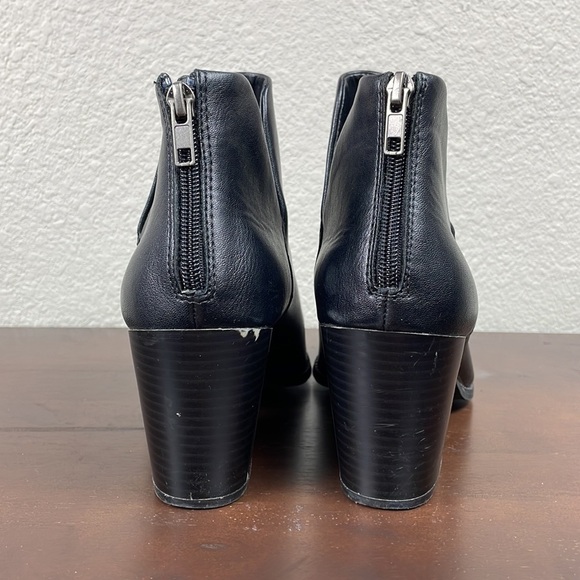 Sun and Stone Elizaa Black Ankle Boot Stacked Heel Notched Slit Bootie Sz 10 - Picture 6 of 13